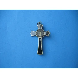 Krzyż metalowy z medalem Św.Benedykta 7 cm czarny